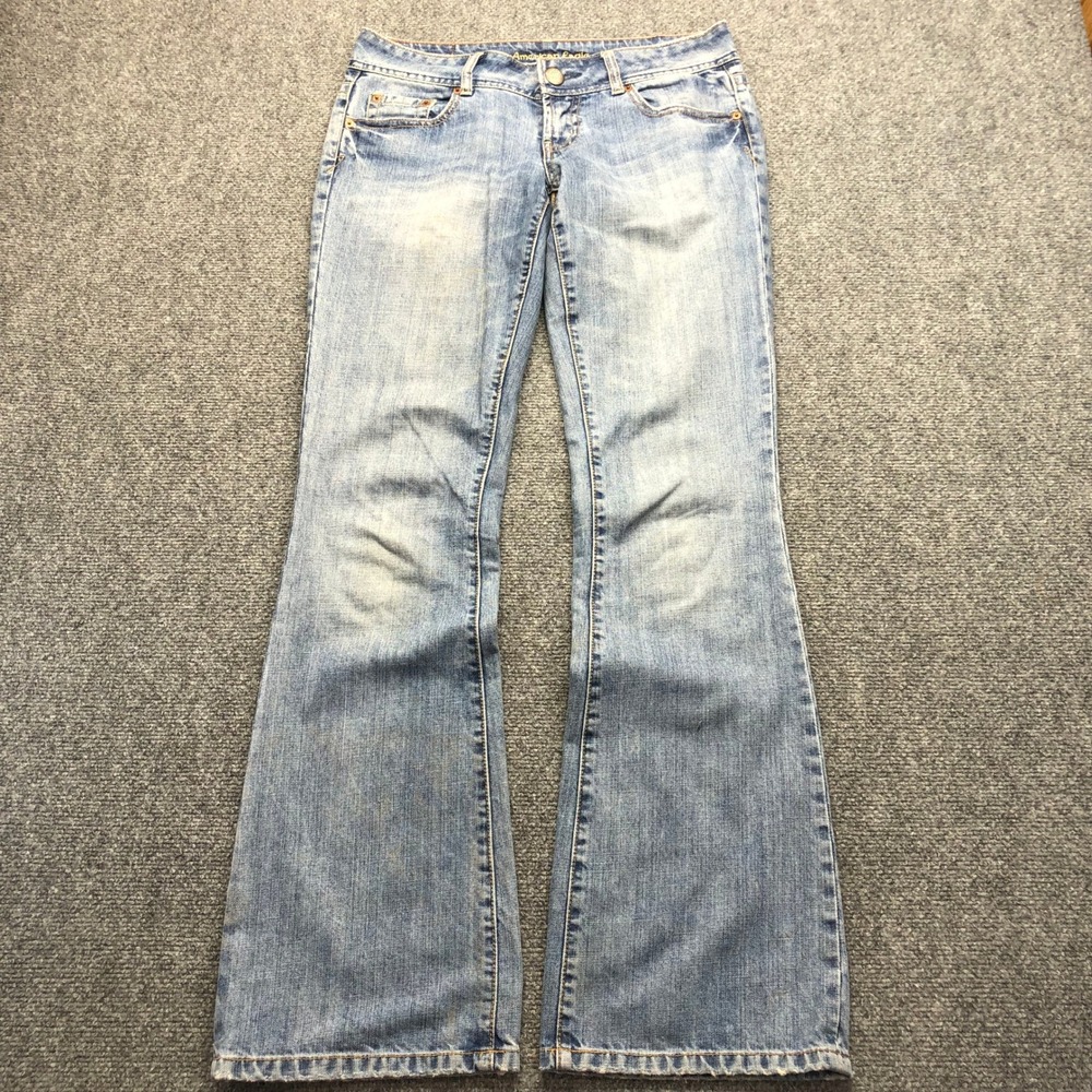 American Eagle Women Light Wash Low Rise Flare Jeans 6 Long 100% Cotton